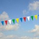 Guirlande 26 triangles polyethylene 20x30 multicolore - 10m